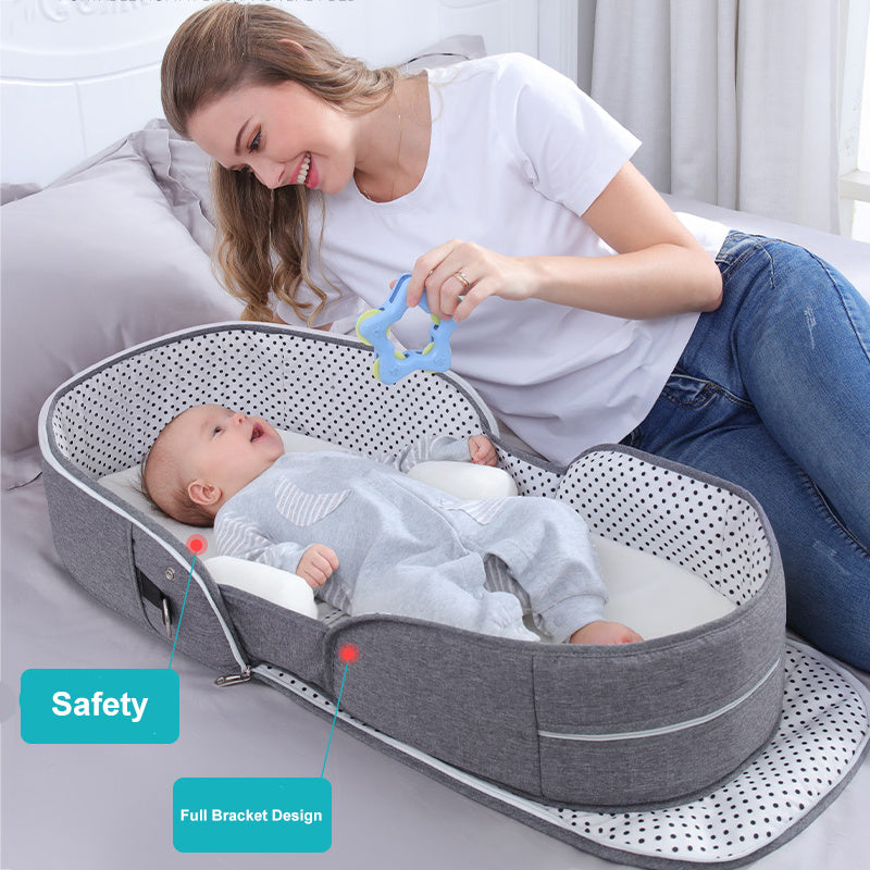 All-in-one diaper bag and crib – perfect for travel and on-the-go naps